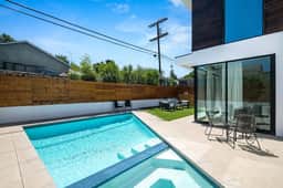 The Modern Serenity Retreat - Image 2