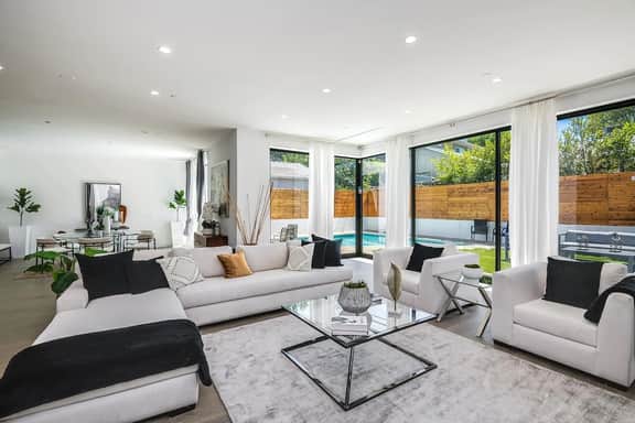 The Modern Serenity Retreat - Image 5